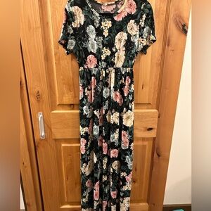 Pink Blush maternity maxi dress size XL